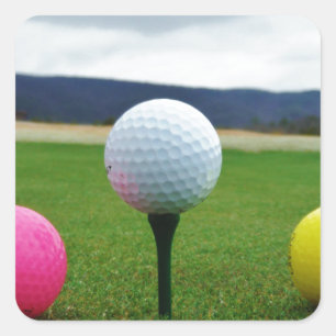 Farbige Golfbälle, Berg-Tee Quadratischer Aufkleber