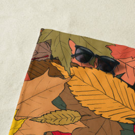 Farbige Herbstblätter Strandtuch