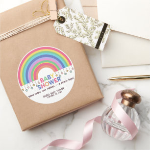 Farbige Herzen treffen Retro-Regenbogen-Baby-Party Runder Aufkleber