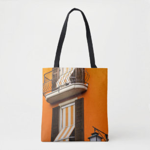 FARBIGE ITALIENISCHE FASSADE UND FENSTER TASCHE