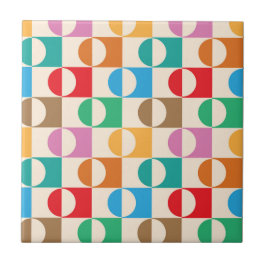 Farbige Kreise des Mitteljahrhunderts auf dem Quad Fliese