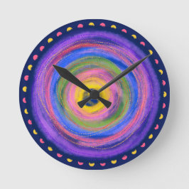 Farbige lebendige zentrierende Kreise Wasserfarbe Runde Wanduhr