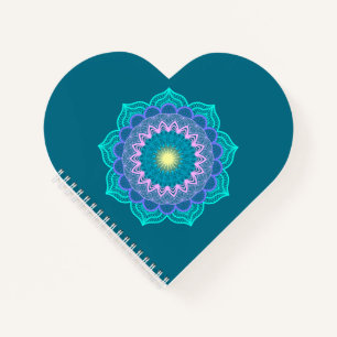 Farbige Mandala auf blauem Hintergrund Notizbuch