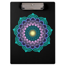 Farbige Mandala auf schwarzem Hintergrund