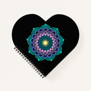 Farbige Mandala auf schwarzem Hintergrund Notizbuch