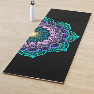 Farbige Mandala auf schwarzem Hintergrund Yogamatte