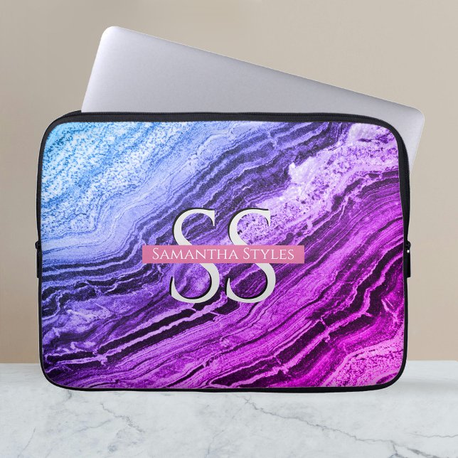 Farbige Marmormonogramm und Name Laptopschutzhülle (Von Creator hochgeladen)