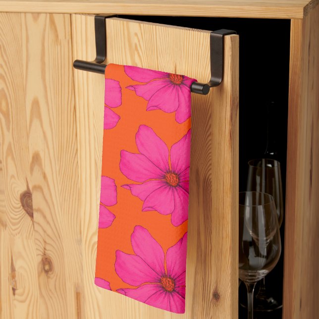 Farbige orange rosa florale Moderne Monogramm Geschirrtuch (Drittel gefaltet)
