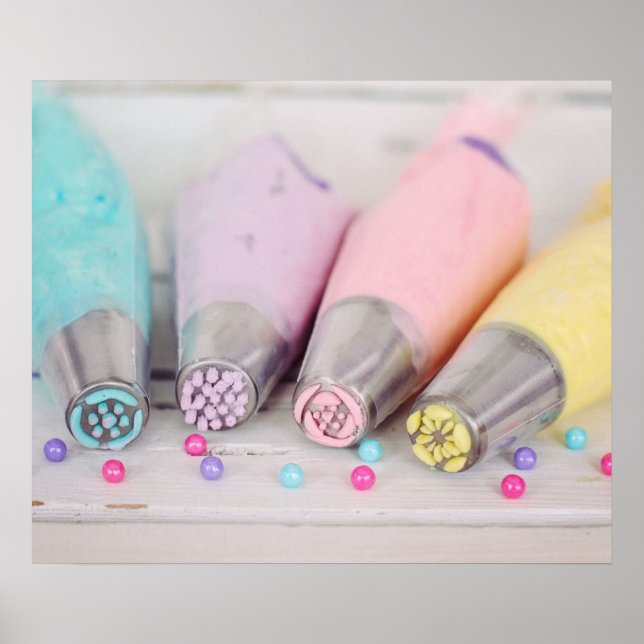 Farbige Pastell-Kuchen-Dekorationstools Fotografie Poster (Vorne)