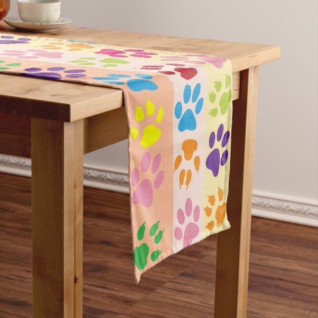 Farbige Paws, Muster, Hundeschlitten, Paw Prints Mittelgroßer Tischläufer (Beispiel)