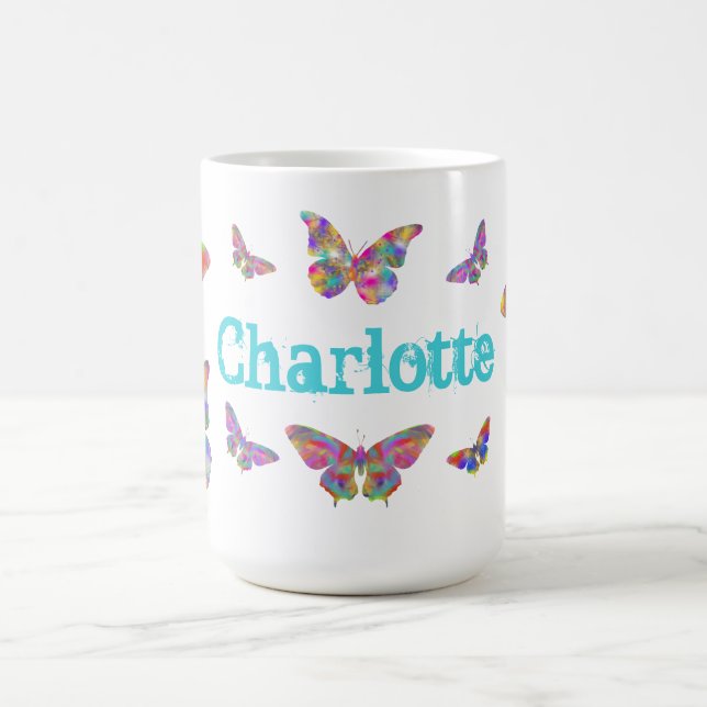 Farbige Schmetterlingsmuster fügen Namen hinzu Kaffeetasse (Mittel)