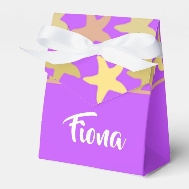 Farbige Seesterne auf lila Geschenkschachtel (Vorderseite)