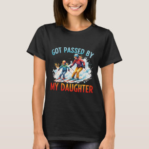 Farbige Skifamilie wurde von meiner Tochter im Win T-Shirt