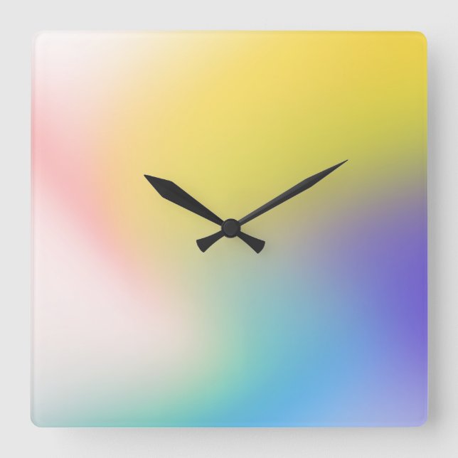 Farbige Uhr an der Wand des Holografischen Platzes (Vorderseite)