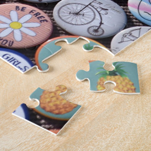 Farbige Vintage Retro-Abzeichen-Sammlung
