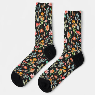 Farbige Wildblumen in Aquarell auf Schwarz Socken