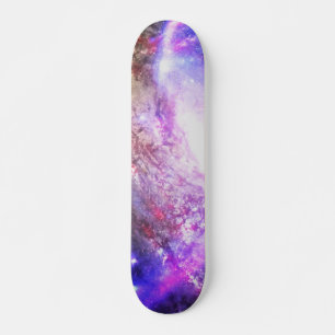Farbiger Kosmos Skateboard