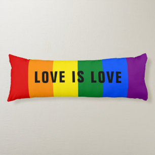Farbiger LGBT-Regenbogen-Gay Pride-Flag mit benutz Seitenschläferkissen
