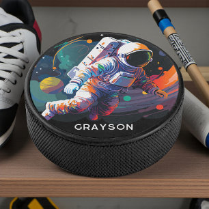 Farbiger Moderner Astronaut Raum Personalisierter Eishockey Puck