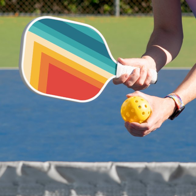 Farbiger Retrostreifen - 70er, 80er Pickleball Schläger (InSitu)