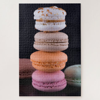 Farbiger Stapel französischer Macarons