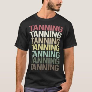 Farbiger Text Bräunung Sonnenbaden Sonnenbad T-Shirt
