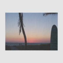 Farbiger tropischer Sonnenuntergang auf Papiertasc