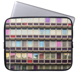 Farbiges Gebäude Laptopschutzhülle