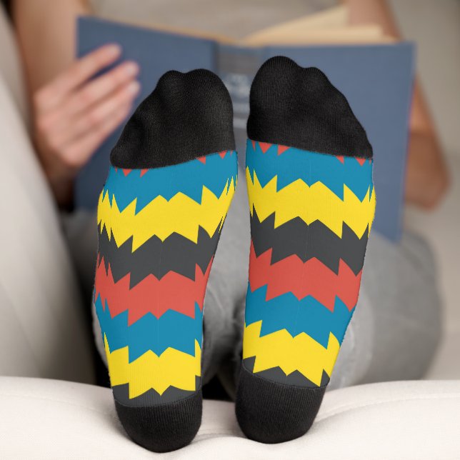 Farbiges geometrisches Paar von Flip Flops Socken (Unterseite)