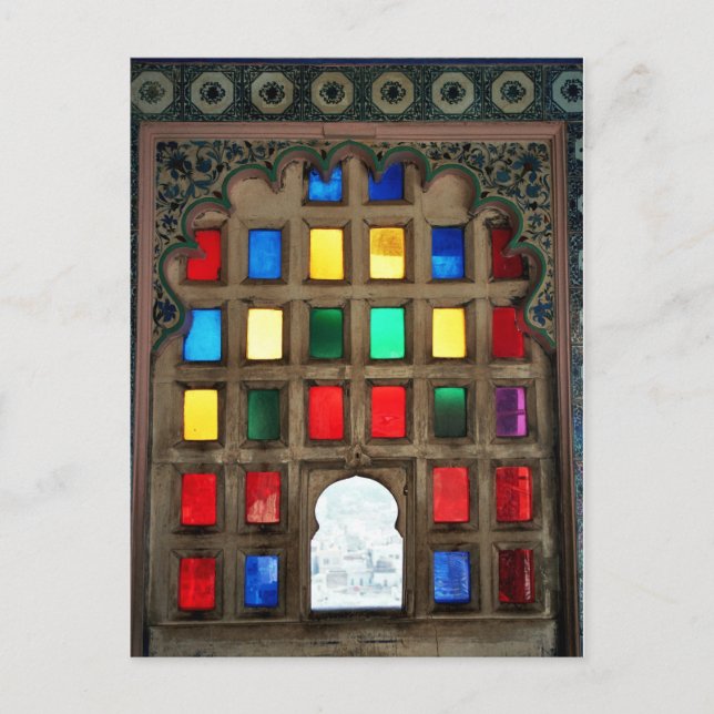 Farbiges Glas in einem Holzfensterrahmen Postkarte (Vorderseite)