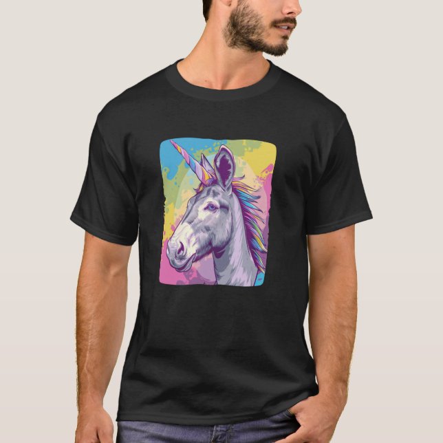 Farbiges Horn eines Einhornknochens Kostüm T-Shirt (Vorderseite)