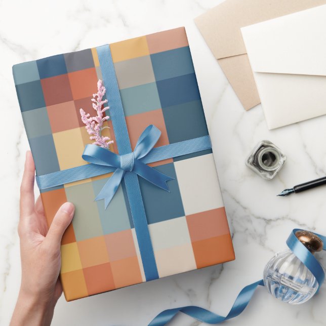 Farbiges Muster zufälliger geometrischer Formen Geschenkpapier (Schenken)
