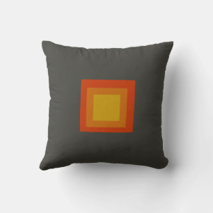 Farbiges orangefarbenes quadratisches Zierkissen