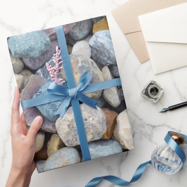 Farbiges Papier aus Kies Geschenkpapier (Schenken)