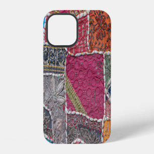 Farbiges Patchwork-Teppich Nahaufnahme Detail iPhone 12 Hülle