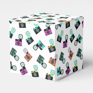 Farbiges Retro-Flash-Kameratyp Geschenkschachtel