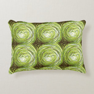Farbiges Stoffdesign mit grünen Blumenmotiven Dekokissen