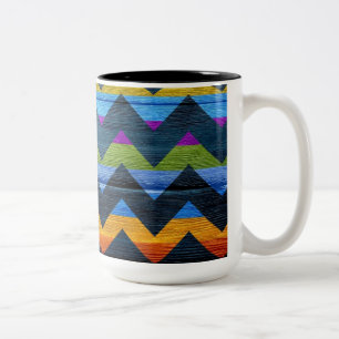 Farbiges Zickzack Holz Abstrakt #2 Zweifarbige Tasse