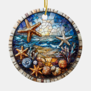 FARBLICHER STRAND UND SEESHALLEN BLICK AUF DAS GLA KERAMIK ORNAMENT