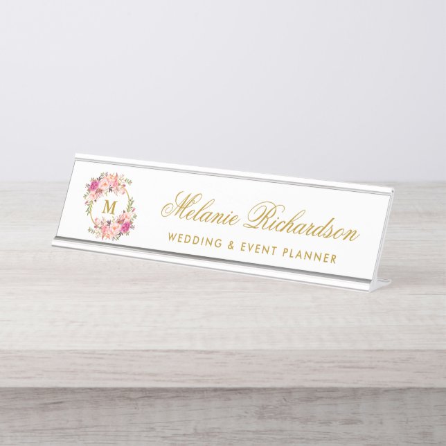 Farbrosa Blumenreath Goldmonogramm Schreibtischnamensplakette (Vorderseite )