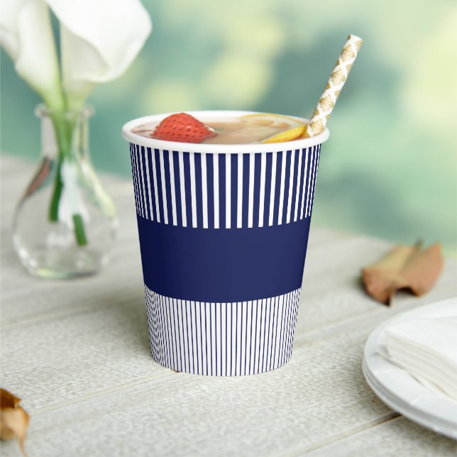 Farbstreifen für Pop - Blau und Weiß Pappbecher (In Situ)
