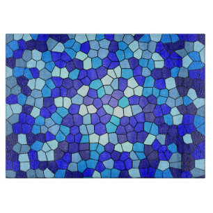 Farbtöne aus blau gestanztem Glas von Shirley Tayl Schneidebrett