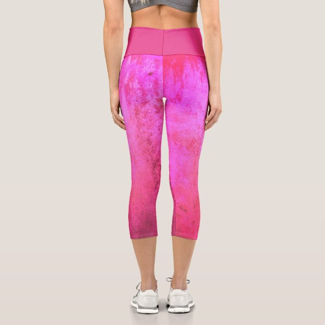 Farbtöne der rosa Grunge-Textur Capri Leggings (Rückseite)