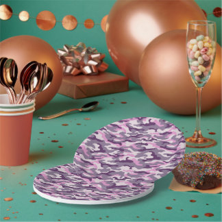 Farbtöne im Stil eines rosa Camouflage-Party Pappteller