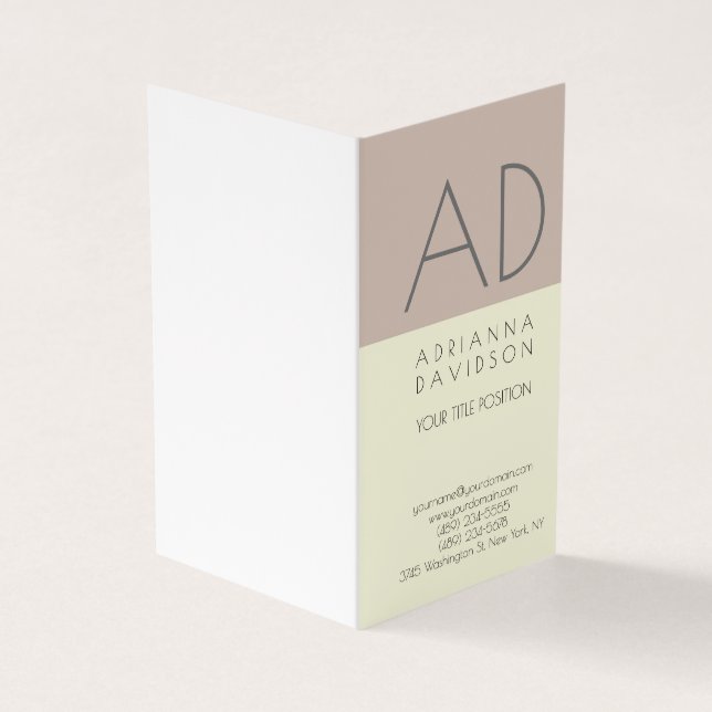 Farbtrendy für vertikale Monogramme Minimalistisch Visitenkarten (Vorderseite)