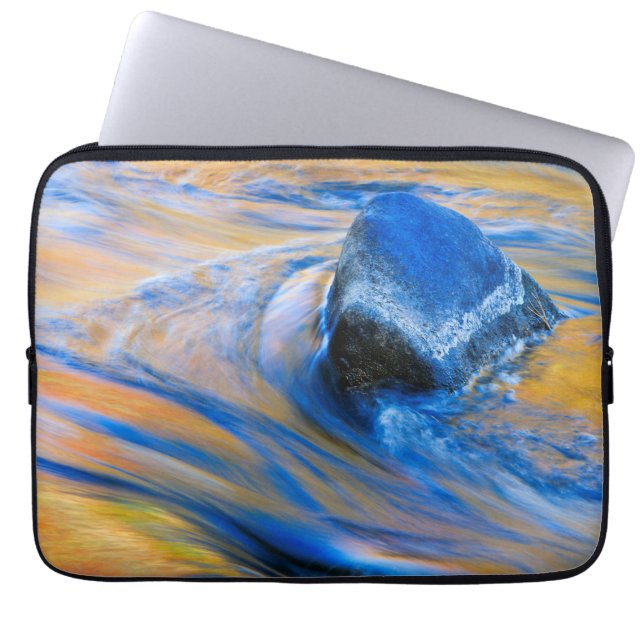 Farbwasser Abstrakt Laptopschutzhülle (Vorderseite)