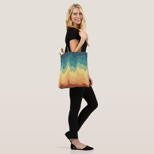 Farbwellen-Horizont Tasche (Am Model)