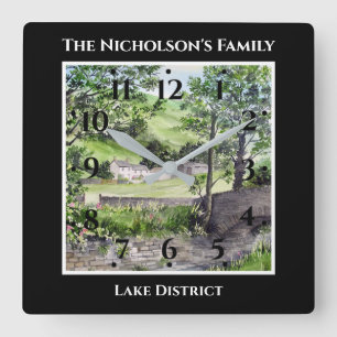 Farmhouse near Thirlmere Lake District England Quadratische Wanduhr