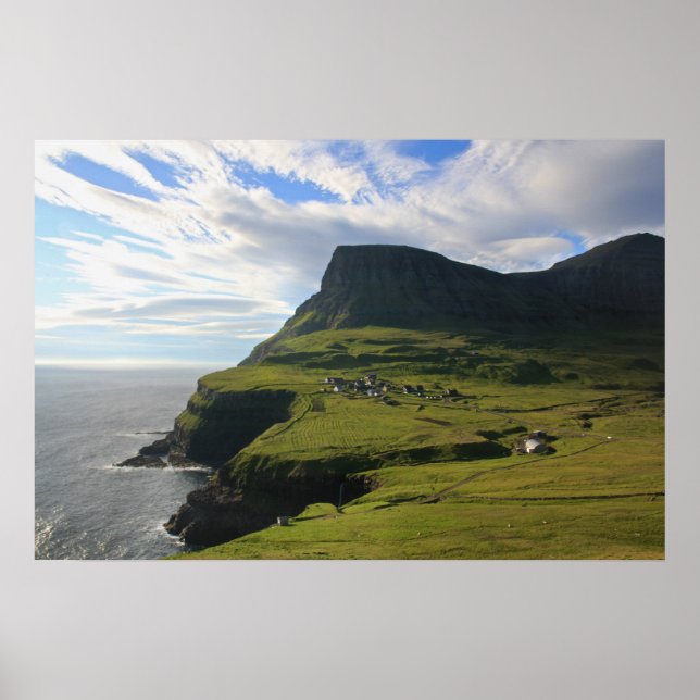 Faroese Village of Gásadalur: Poster (Vorne)