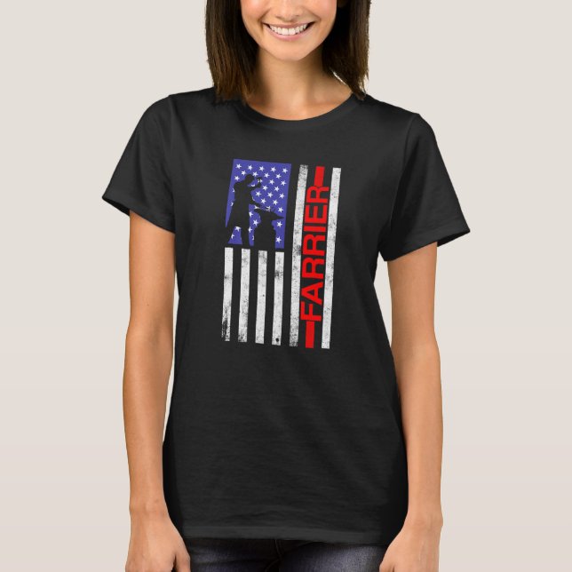 Farrier Horseshoe Hoof Trimming Equine Shooting T-Shirt (Vorderseite)